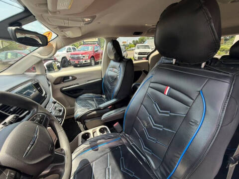2017 Chrysler Pacifica Touring