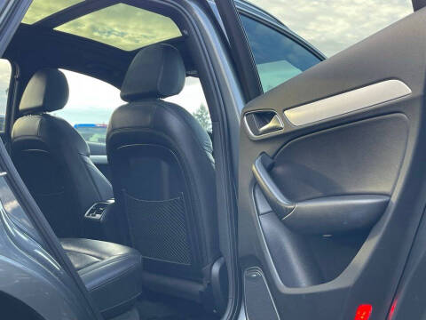 2015 Audi Q3 2.0T quattro Prestige