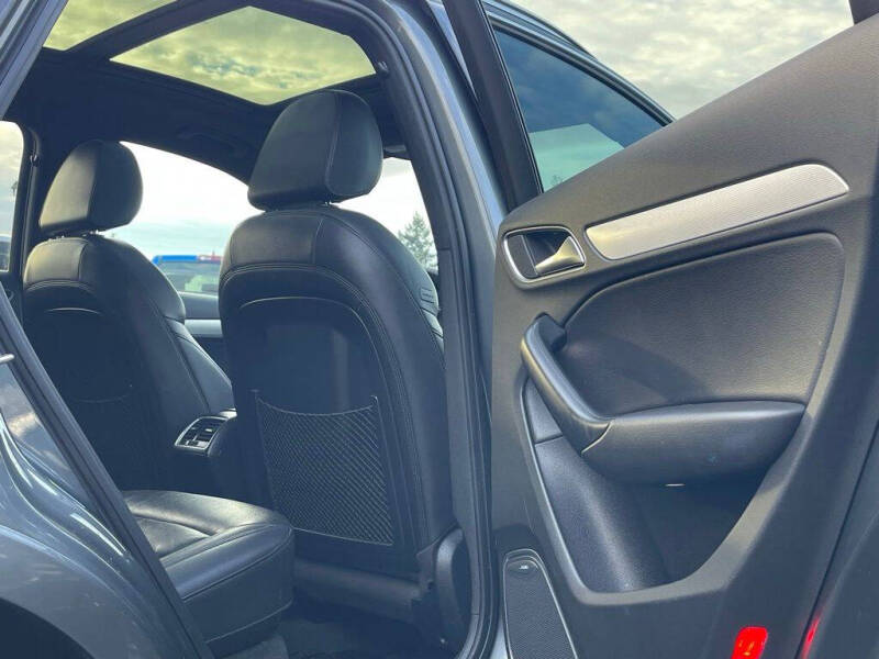 2015 Audi Q3 2.0T quattro Prestige