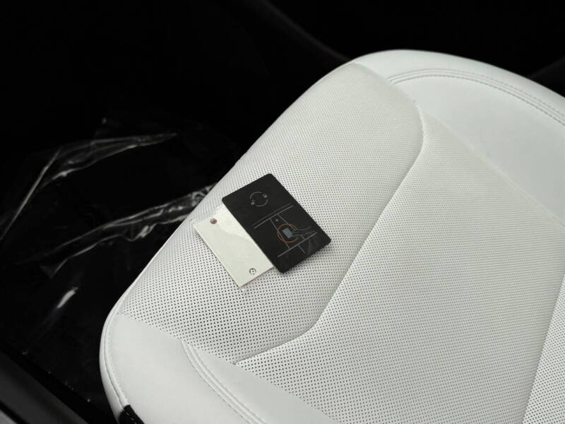 2026 Tesla Model Y Premium