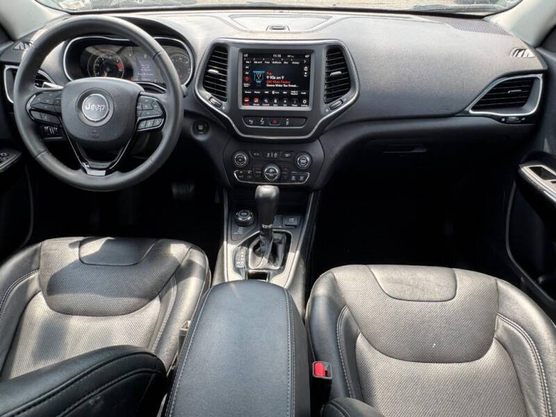 2023 Jeep Cherokee Altitude Lux