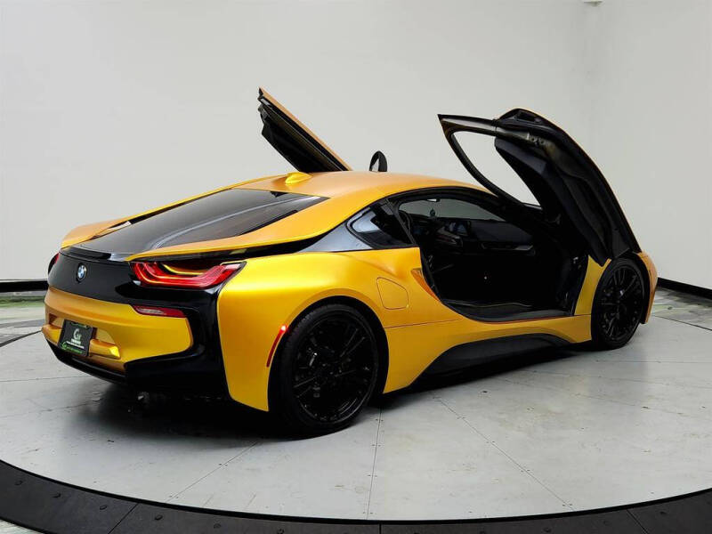 2016 BMW i8
