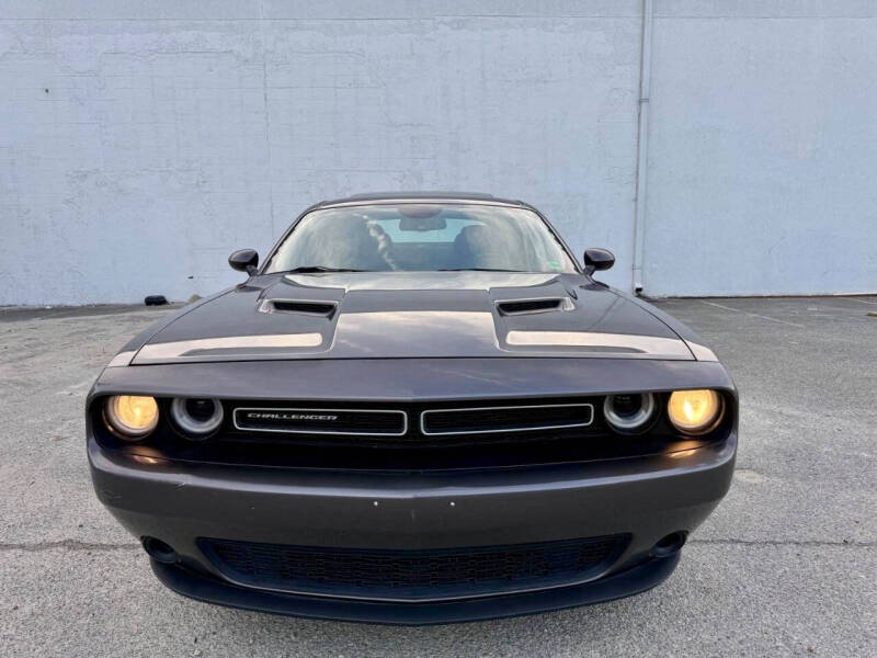 2015 Dodge Challenger SXT