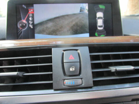 2015 BMW 3 Series 320i