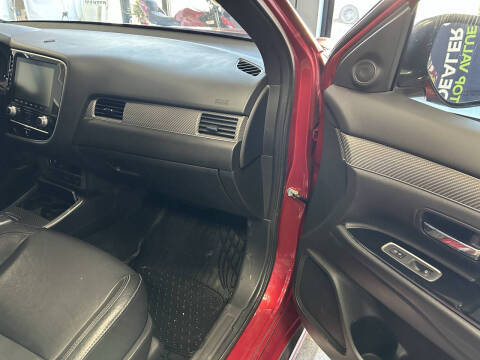 2020 Mitsubishi Outlander PHEV SEL