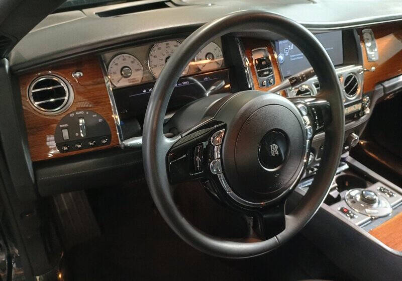 2010 Rolls-Royce Ghost 39