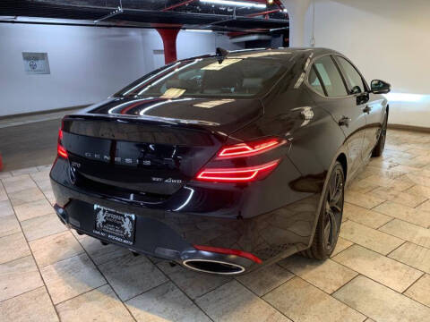 2022 Genesis G70