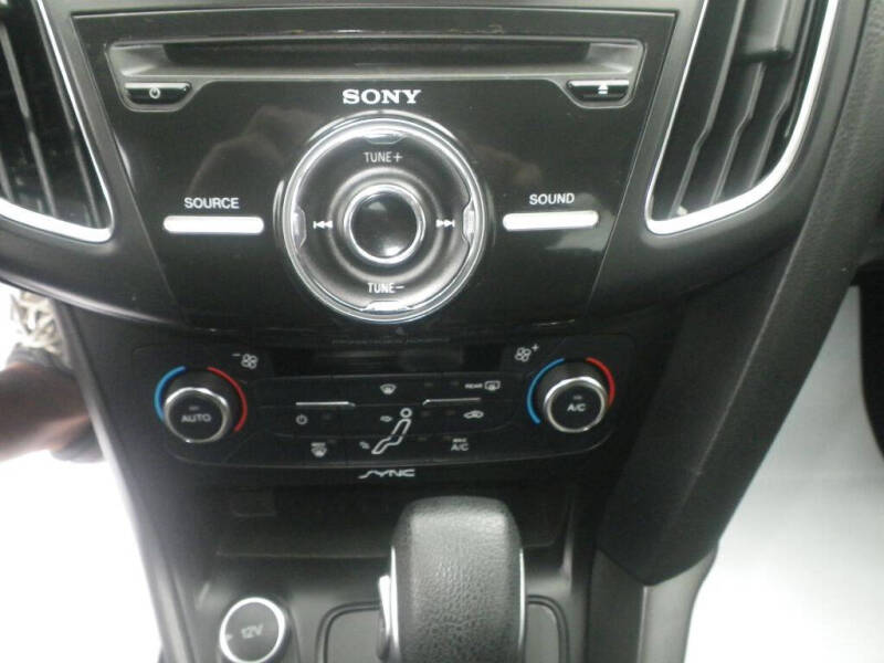 2017 Ford Focus SEL