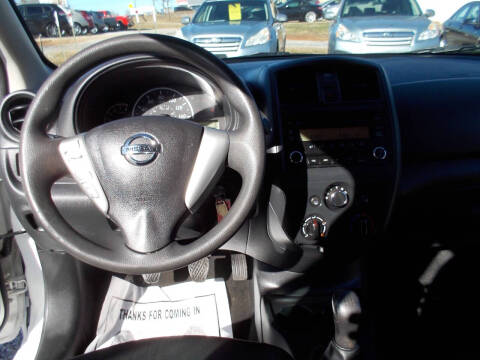 2016 Nissan Versa 1.6 S