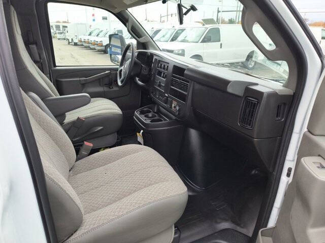 2025 Chevrolet Express 4500