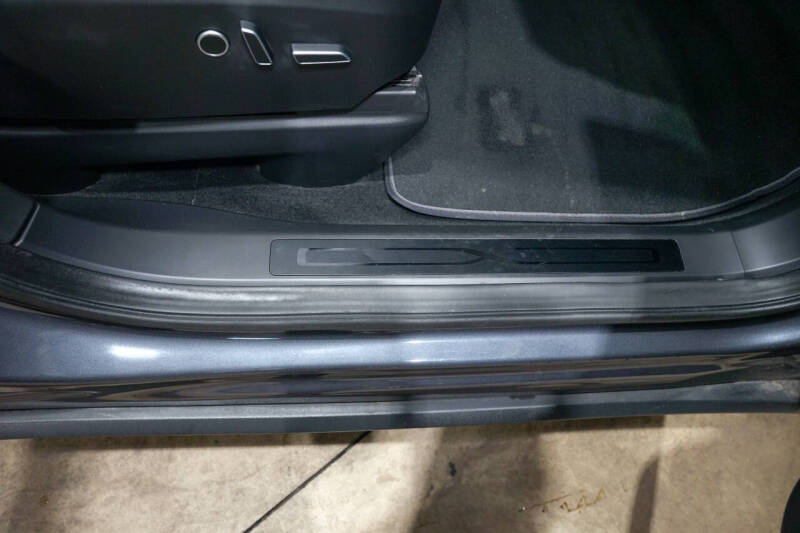 2022 Tesla Model X Plaid