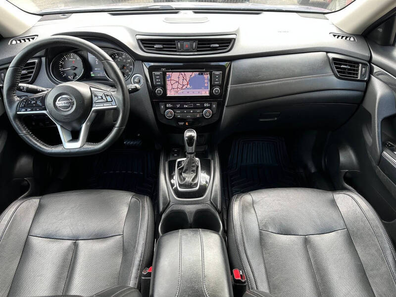 2020 Nissan Rogue SL