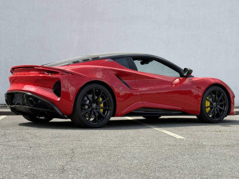 2025 Lotus Emira V6 Base