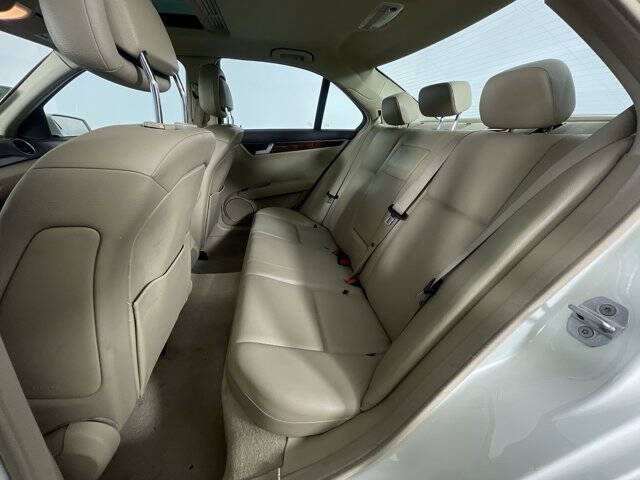 2012 Mercedes-Benz C-Class C 300 Luxury 4MATIC