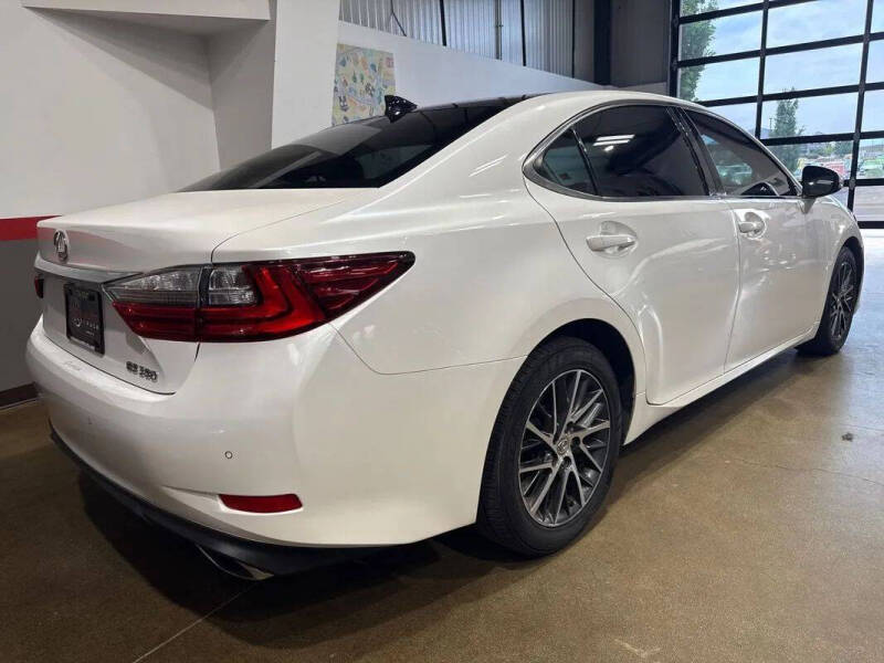 2017 Lexus ES 350