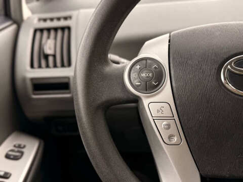 2012 Toyota Prius v Five