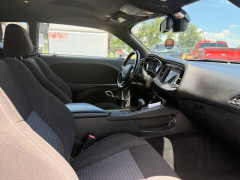 2021 Dodge Challenger SXT