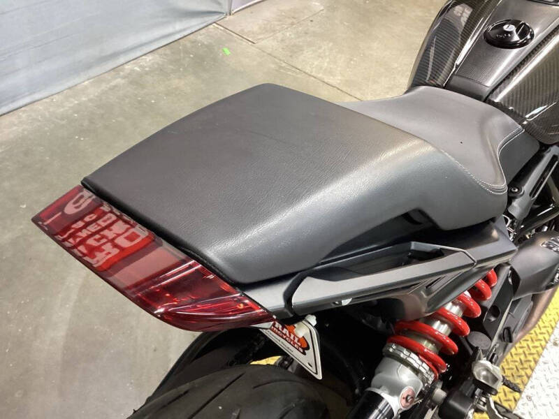 2022 Indian FTR S White Smoke