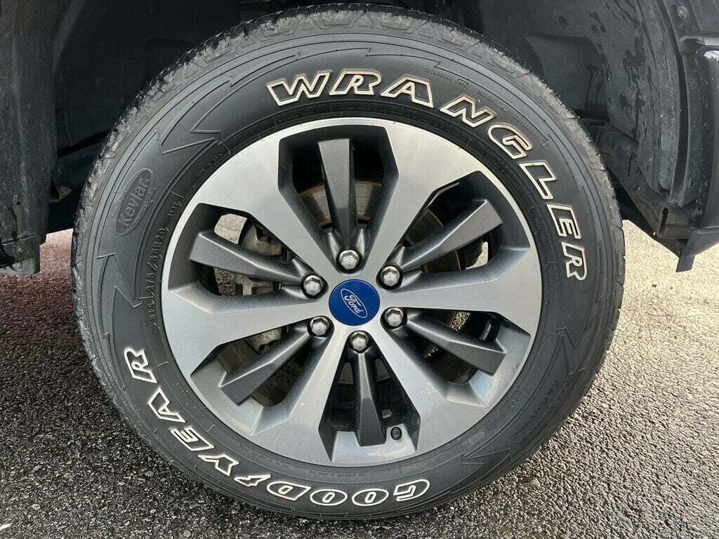 2019 Ford F-150 11