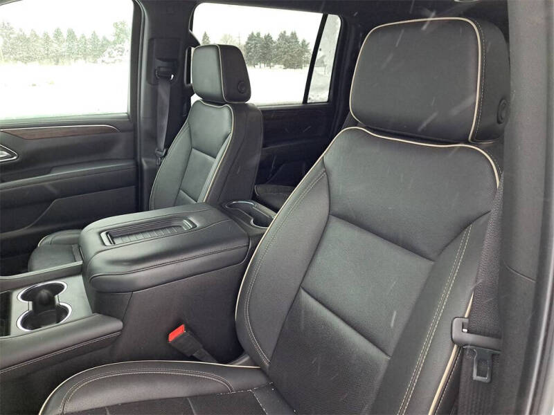 2024 Chevrolet Suburban Premier