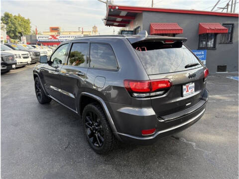 2018 Jeep Grand Cherokee Altitude