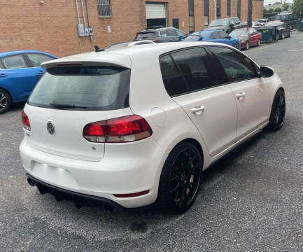 2010 Volkswagen GTI Base PZEV
