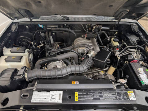 2001 Mazda B-Series B3000 SE