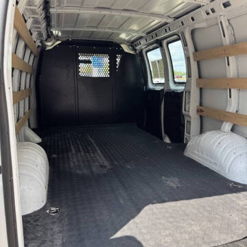 2023 Chevrolet Express 2500