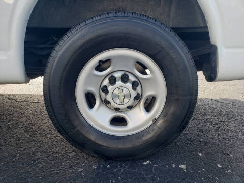 2020 Chevrolet Express 2500