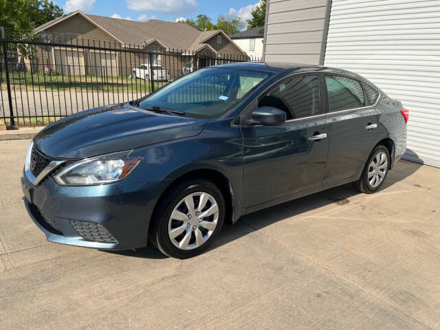 2016 Nissan Sentra for sale at Auto Haus Imports in Grand Prairie, TX