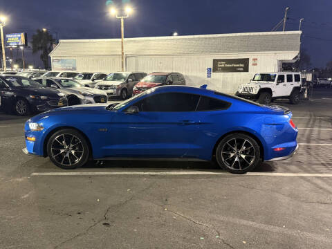 2020 Ford Mustang EcoBoost