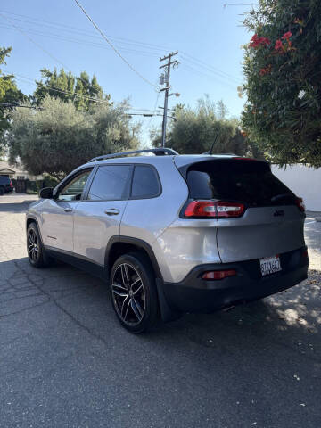 2018 Jeep Cherokee Latitude