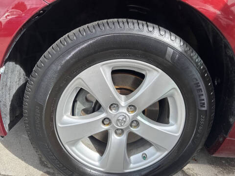 2015 Toyota Sienna LE 7-Passenger Auto Access Seat