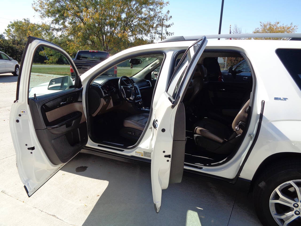 2013 GMC Acadia for sale at El Paso Auto Sale in Des Moines, IA