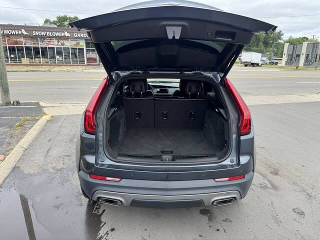 2020 Cadillac XT4 Premium Luxury