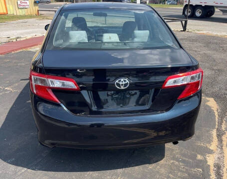 2013 Toyota Camry LE