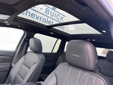 2025 Buick Enclave Avenir