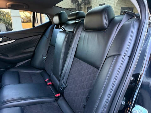 2017 Nissan Maxima 3.5 SR