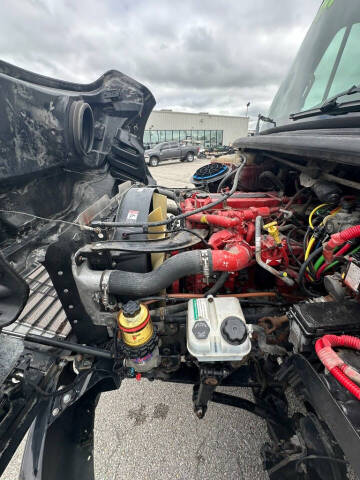 2017 Freightliner M2 106