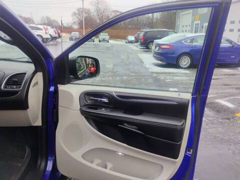 2019 Dodge Grand Caravan SXT 35th Anniversary Edition