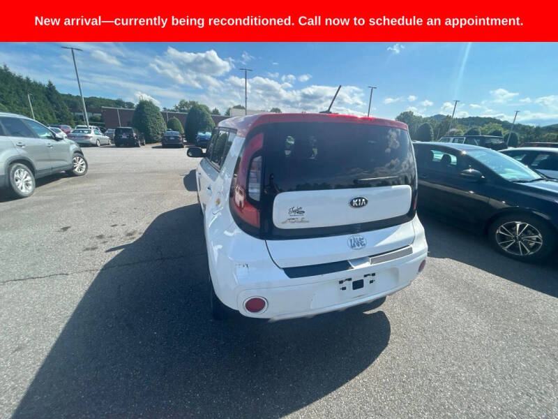 2017 Kia Soul +