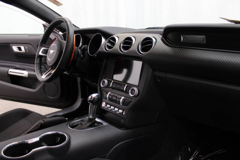 2021 Ford Mustang EcoBoost