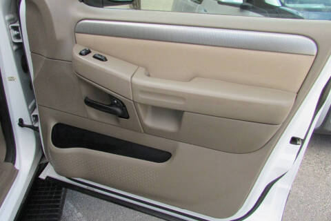 2003 Ford Explorer XLT