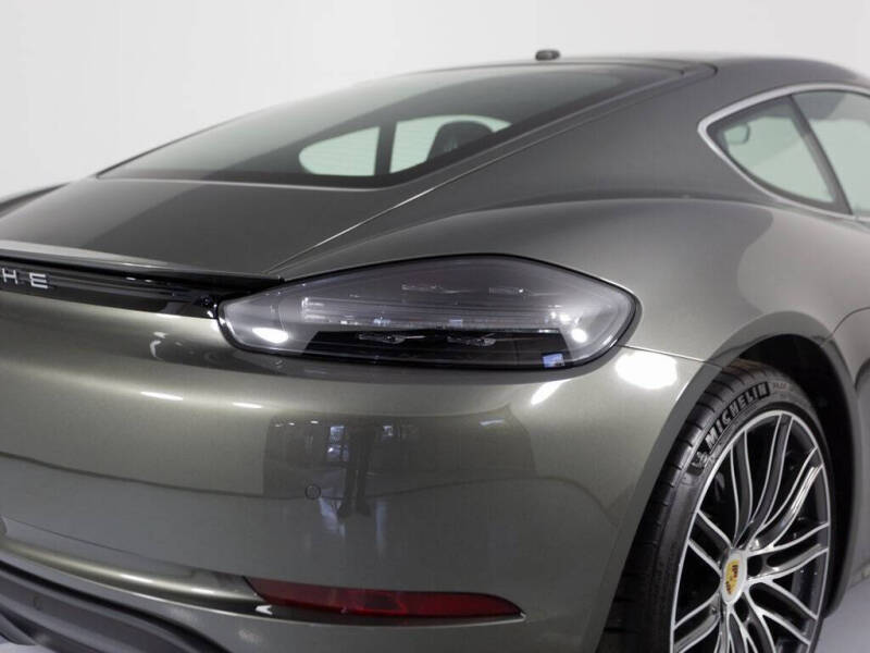 2025 Porsche 718 Cayman