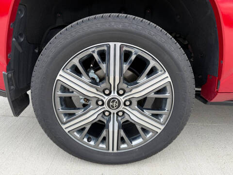 2023 Toyota Sequoia Capstone