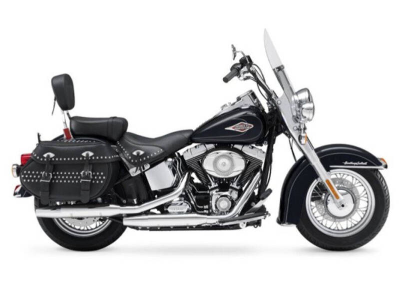 2010 Harley-Davidson&#174; FLSTC - Heritage Softail&#174;