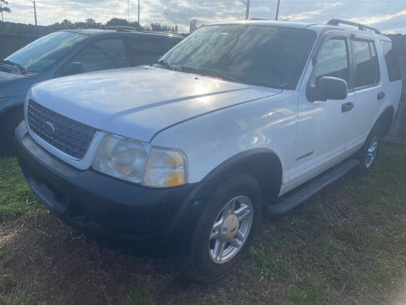 2002 Ford Explorer XLS's photo