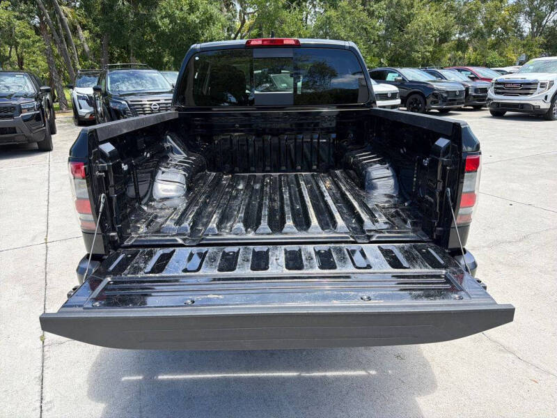 2025 Nissan Frontier S