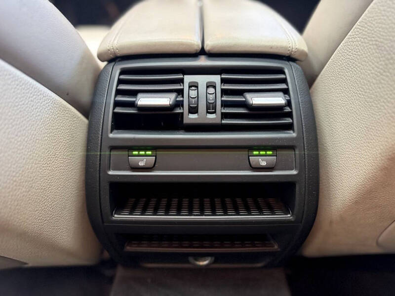 2012 BMW 5 Series 550i