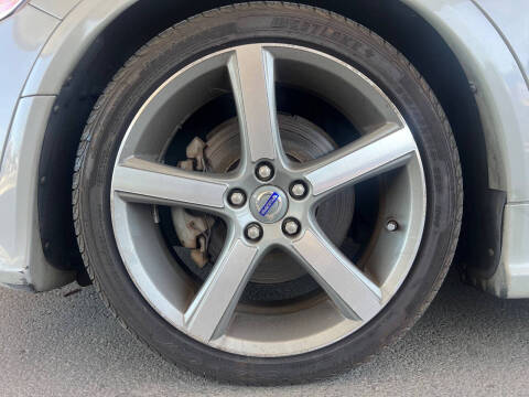 2012 Volvo C30 T5 R-Design Platinum